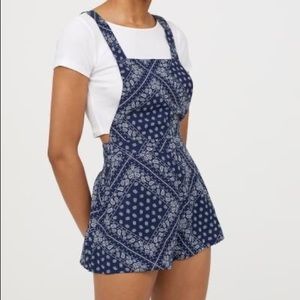 H&M Paisley bandanna patterned overall shorts